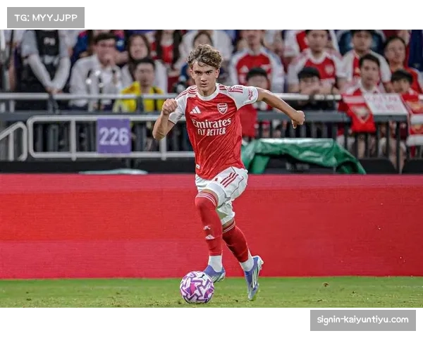 15岁小将道曼刷新欧冠最年轻出场纪录 阿森纳青训成果显著